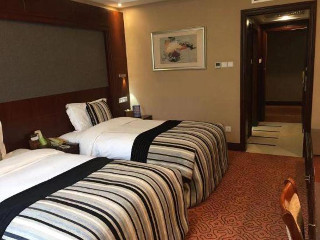 Yantai Golden Gulf Hotel Eksteriør bilde