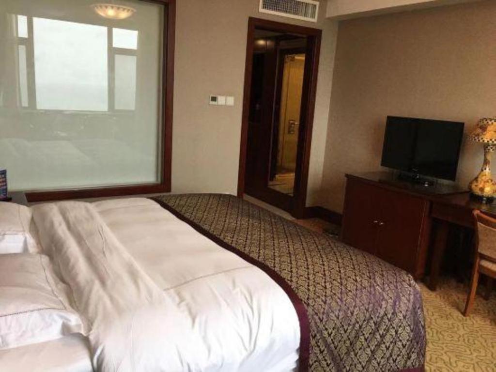 Yantai Golden Gulf Hotel Eksteriør bilde