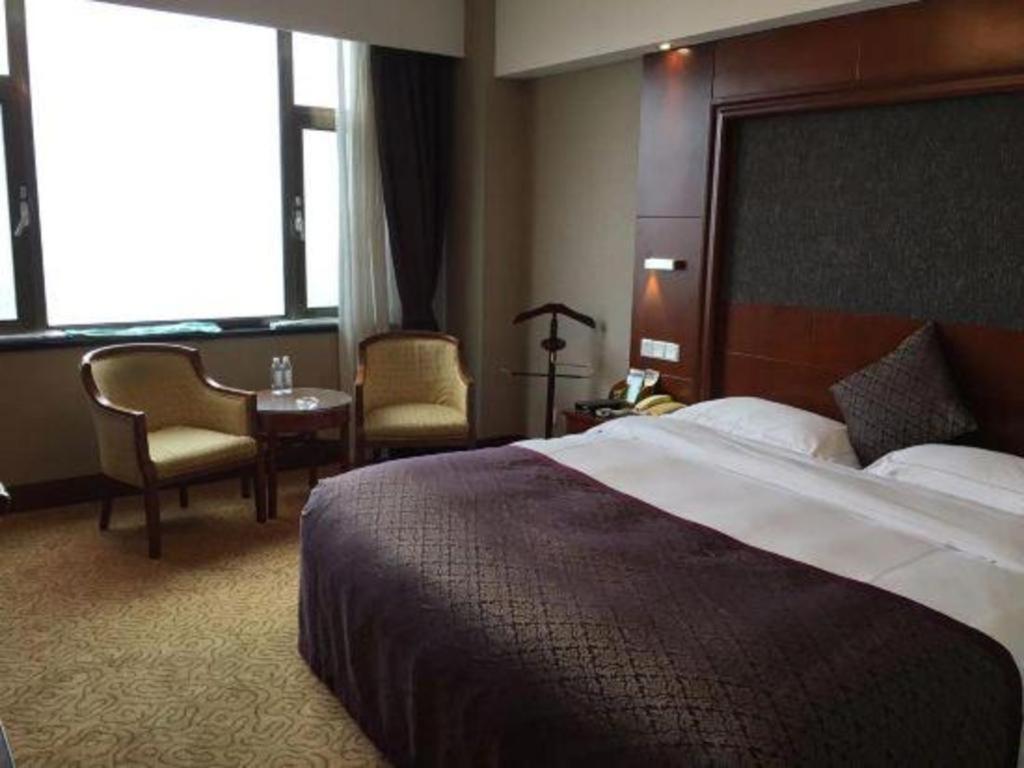 Yantai Golden Gulf Hotel Eksteriør bilde